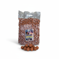 UNI + krmné boilies BROSKEV & MERUŇKA